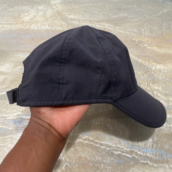 Under Armour Women's Black Twisted Renegade Cap One Size (Preowned) - Picture 4 of 9